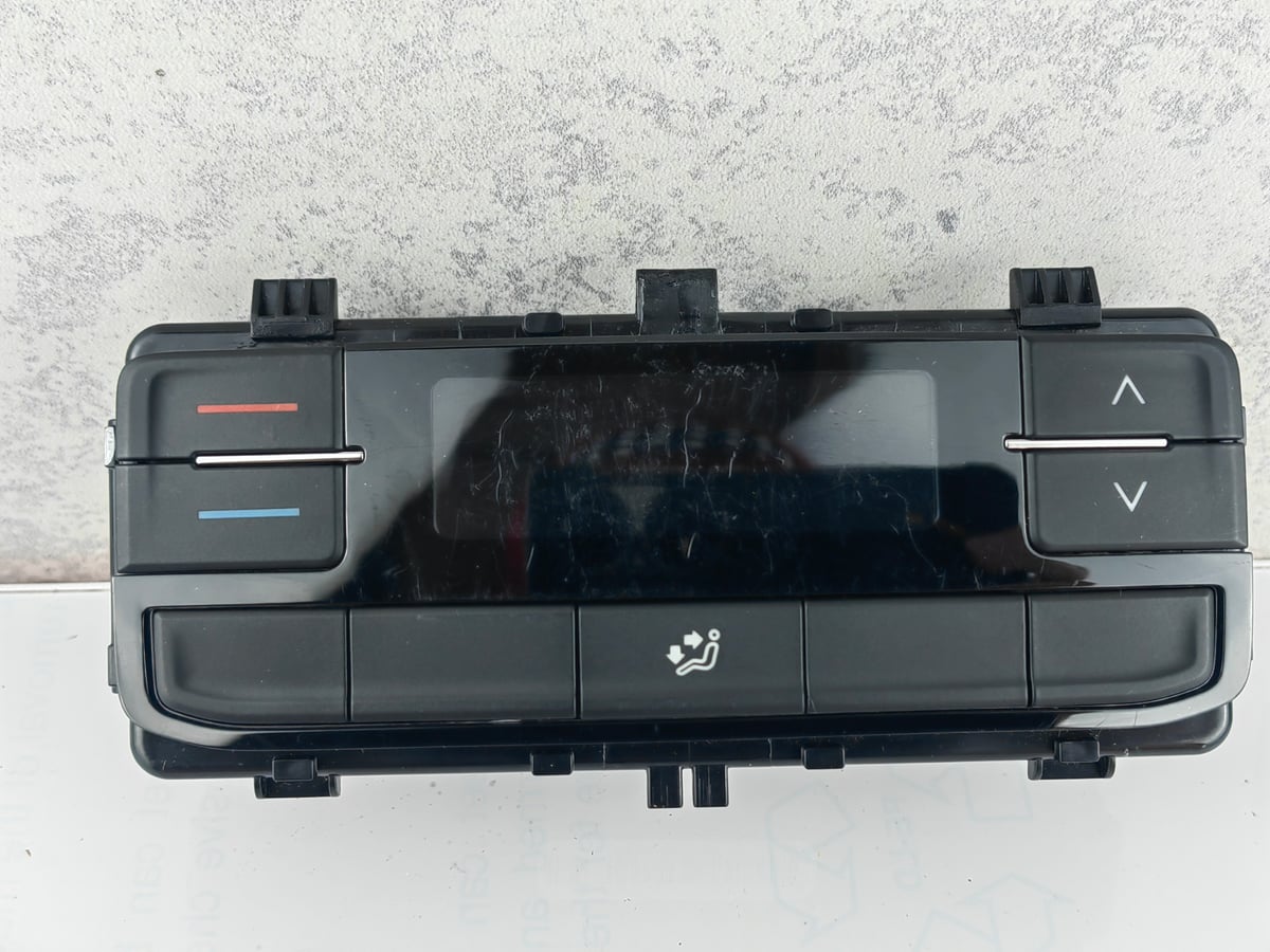 Volkswagen Multivan T6 Panel klimatyzacji 7LA907049A (17)