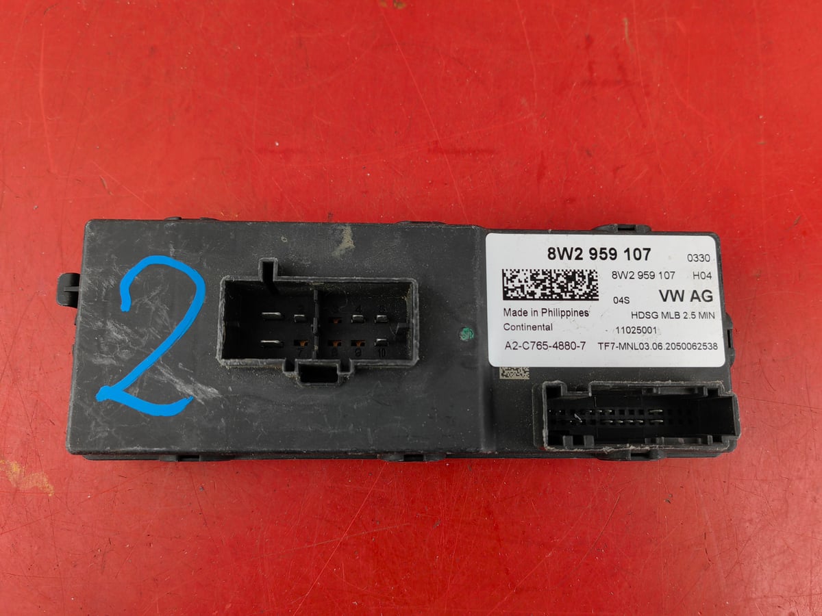 Audi A4 Modul Sterownik Bagażnika 8W2959107 (2)