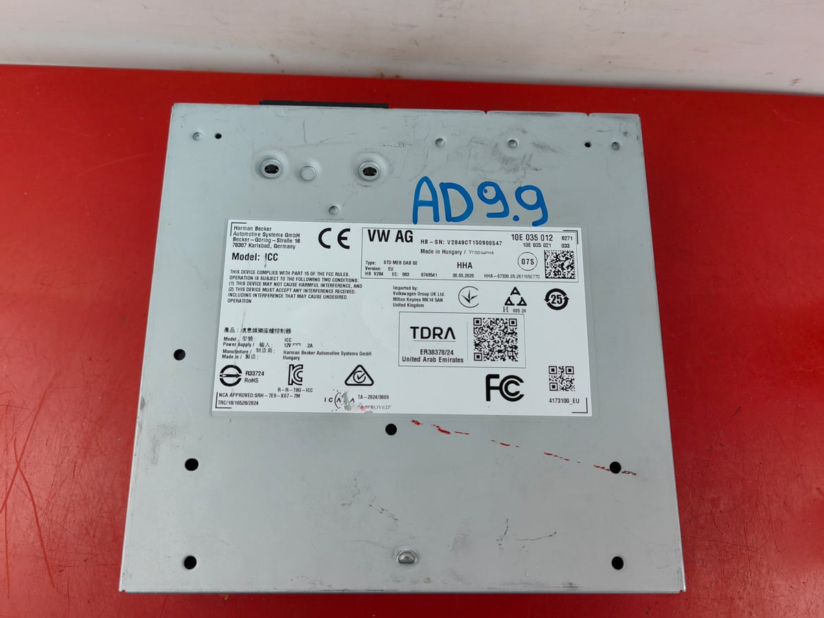 Volkswagen stacja multimedialna STD MEB DAB SE 10E035012 (AD9.9)