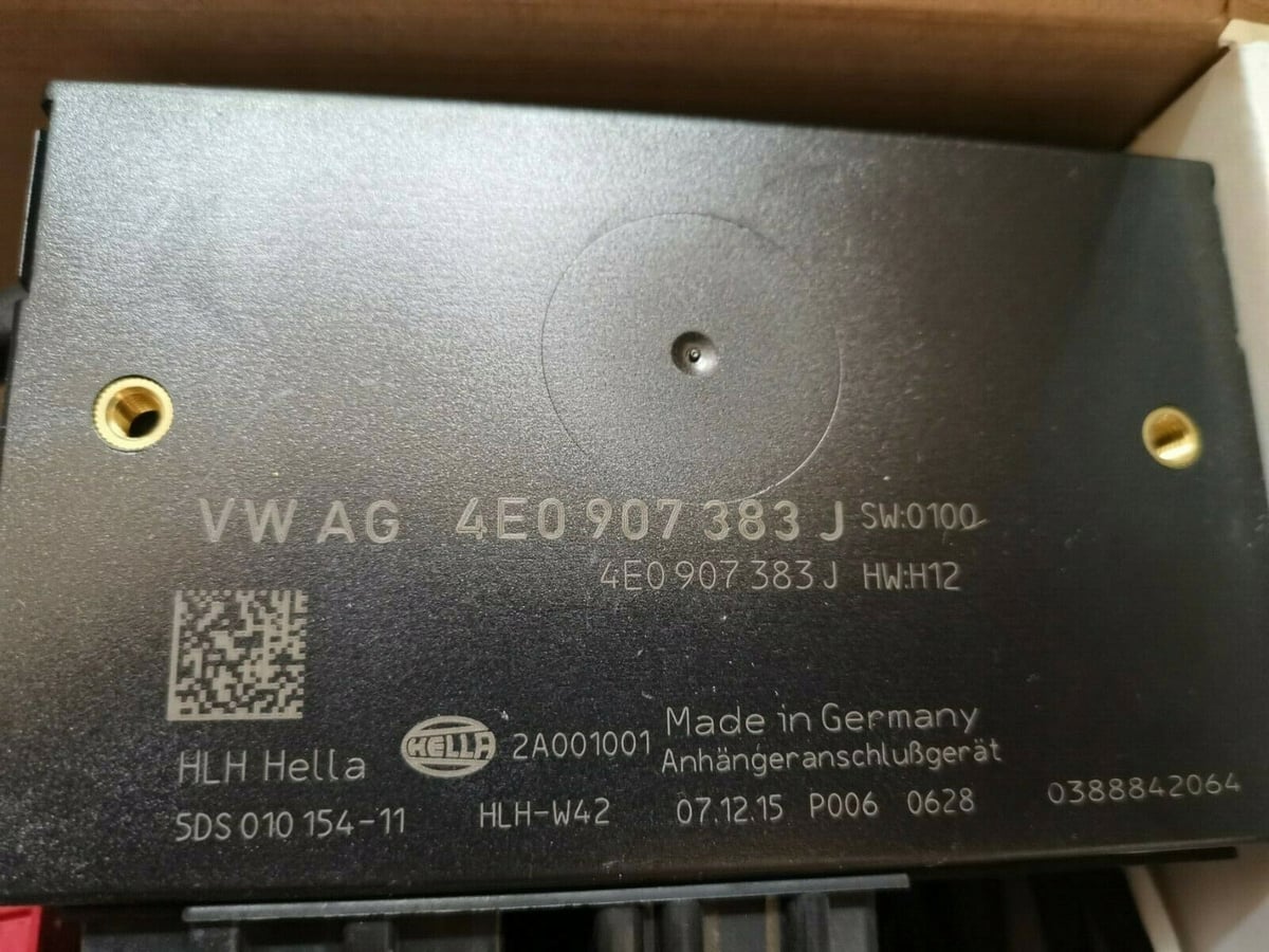 Zestaw Holowniczy Audi A8 4E0052204B 4E0907383J