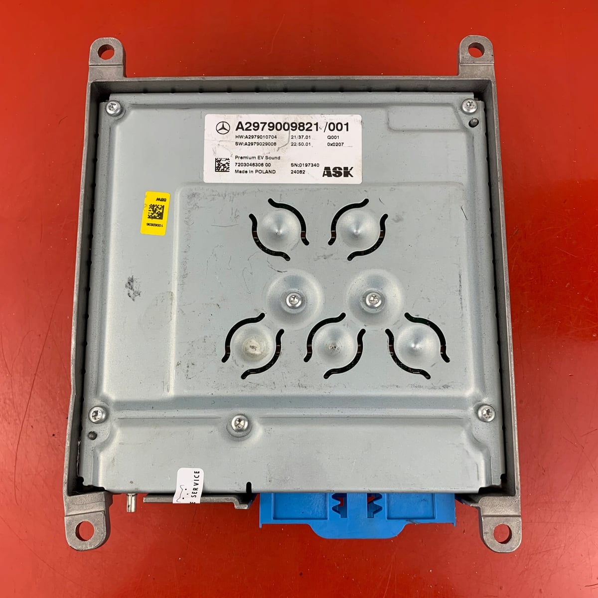 MERCEDES-BENZ EQE V295 V297 WZMACNIACZ AUDIO BURMESTER A2979009821