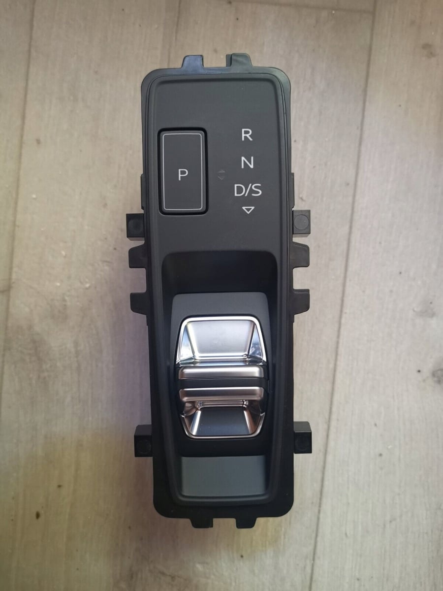 PRZEŁĄCZNIK WYBIERAK AUDI 8Y0713059E