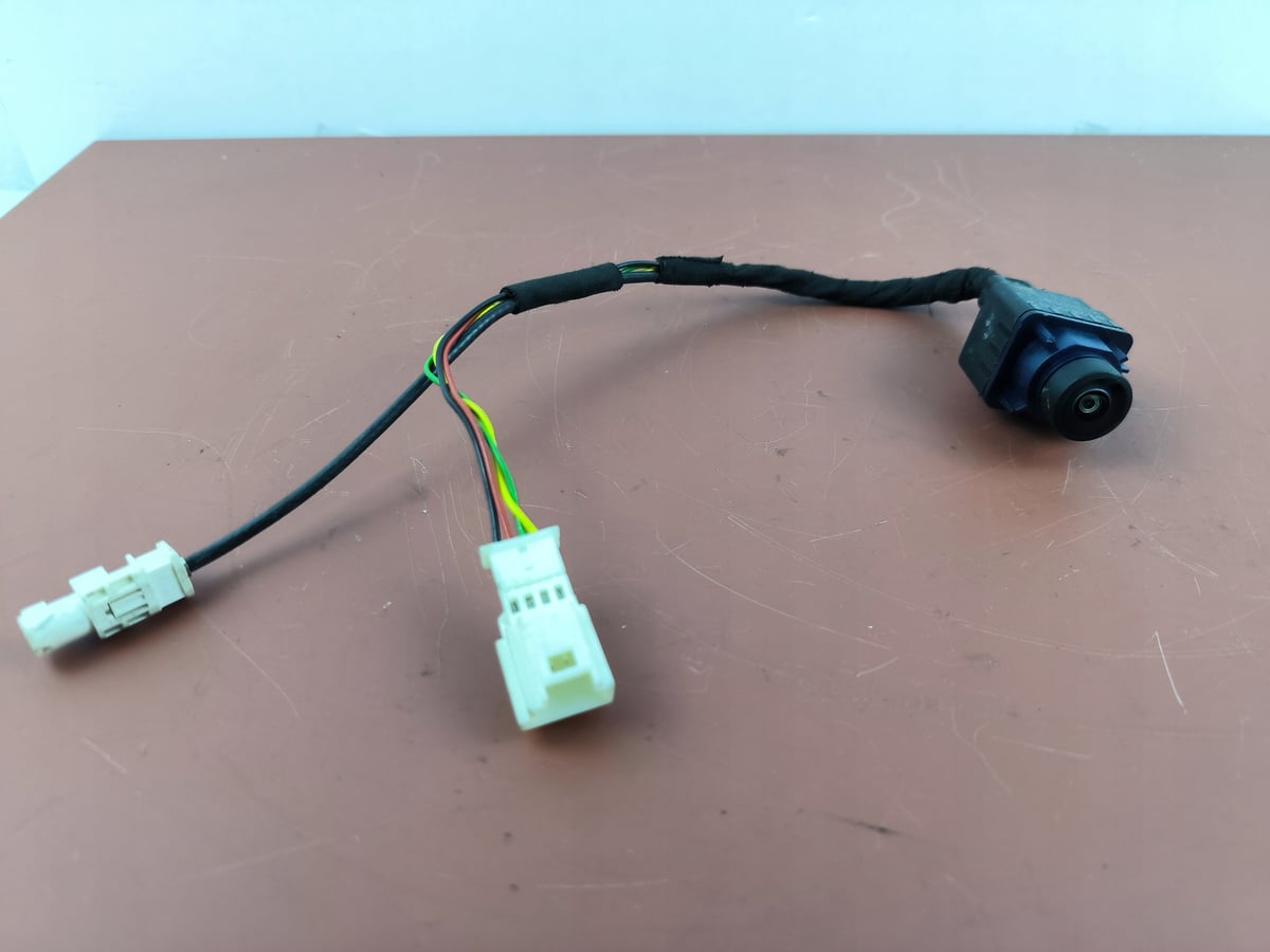 Mercedes-Benz W213 W205 Kamera cofania A2139009321