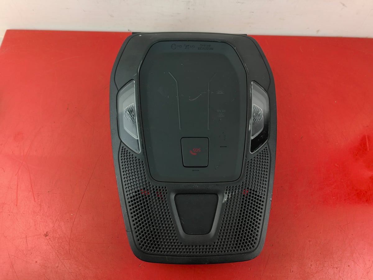 Audi Lampka podsufitki 85E947135AK ID 26070916
