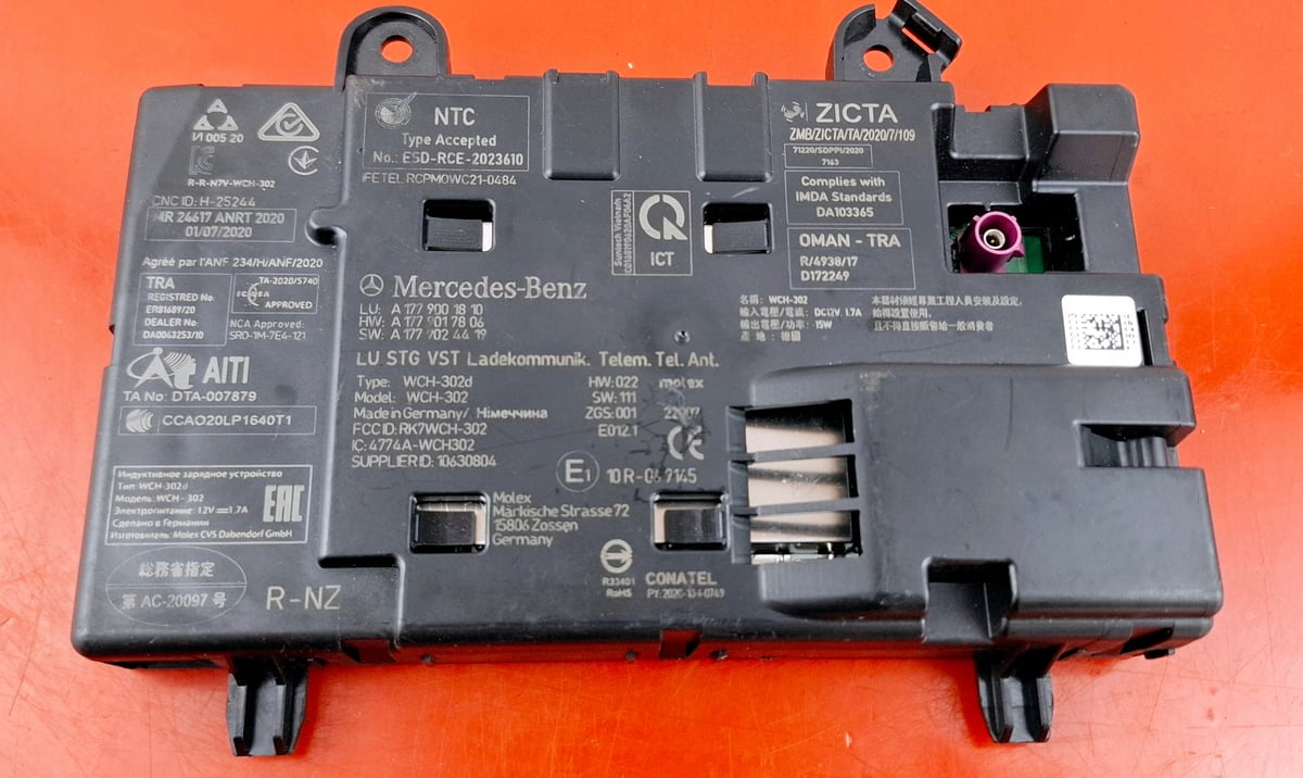 Mercedes-Benz OE ŁADOWARKA INDUKCYJNA A1779001810