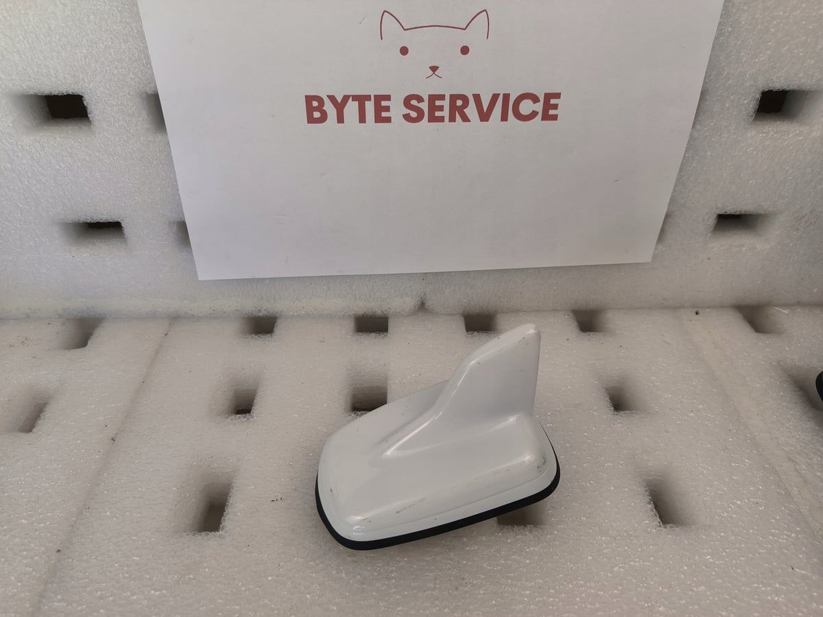 Antena dachowa Audi 4N0035503J Kolor Biały Y9C