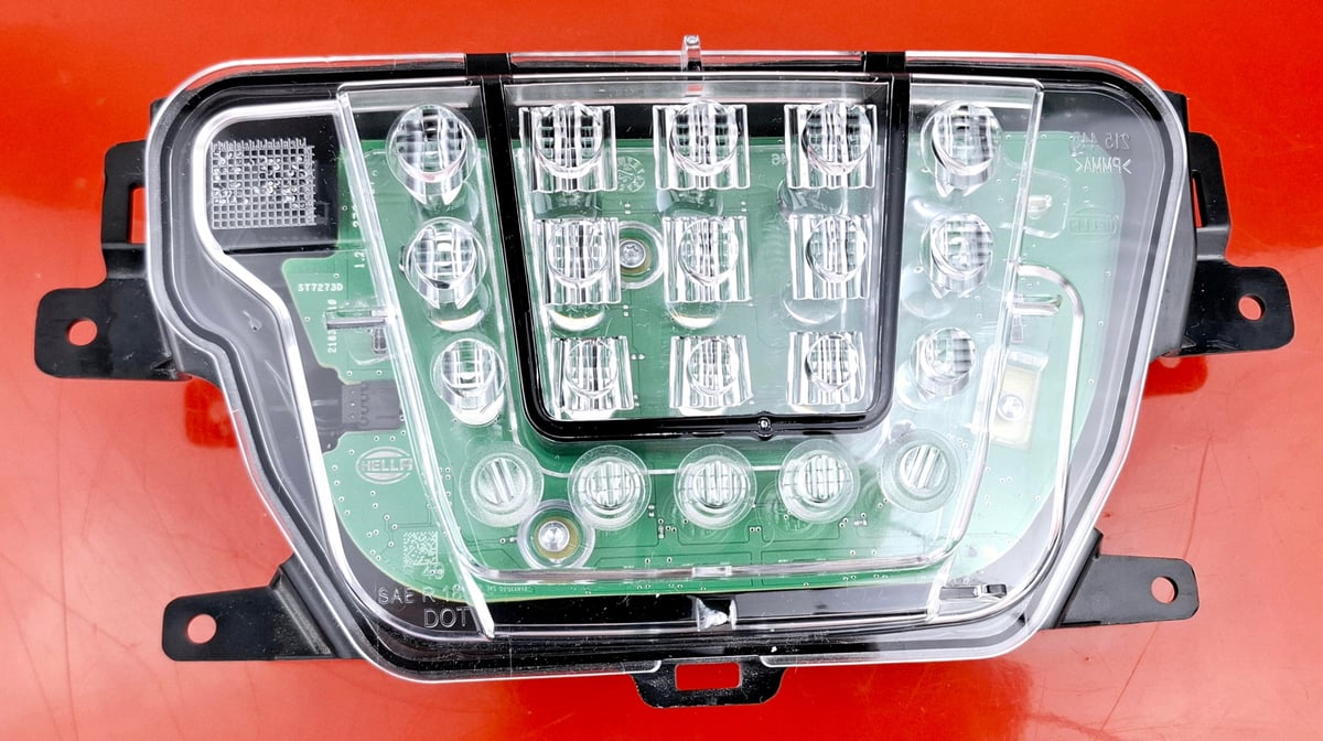 TOYOTA Supra J29 Lampa cofania / Światło wsteczne 2NR013186