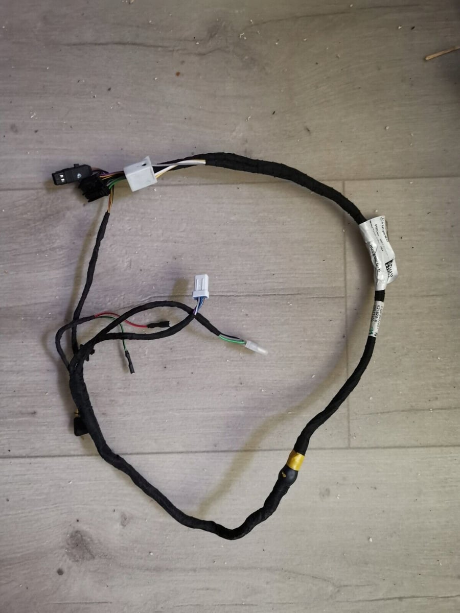Wiązka lusterka Mercedes A2478109207