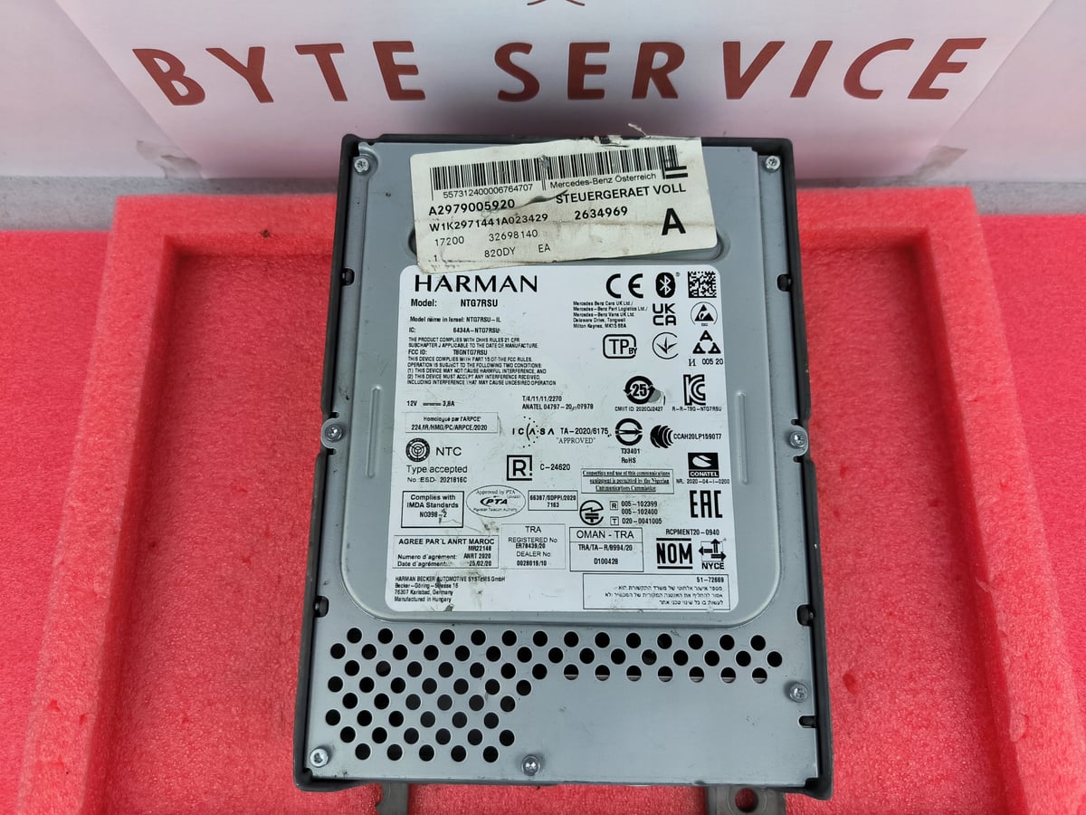 Mercedes-Benz Wzmacniacz Harman / Becker NTG7 A2979006317