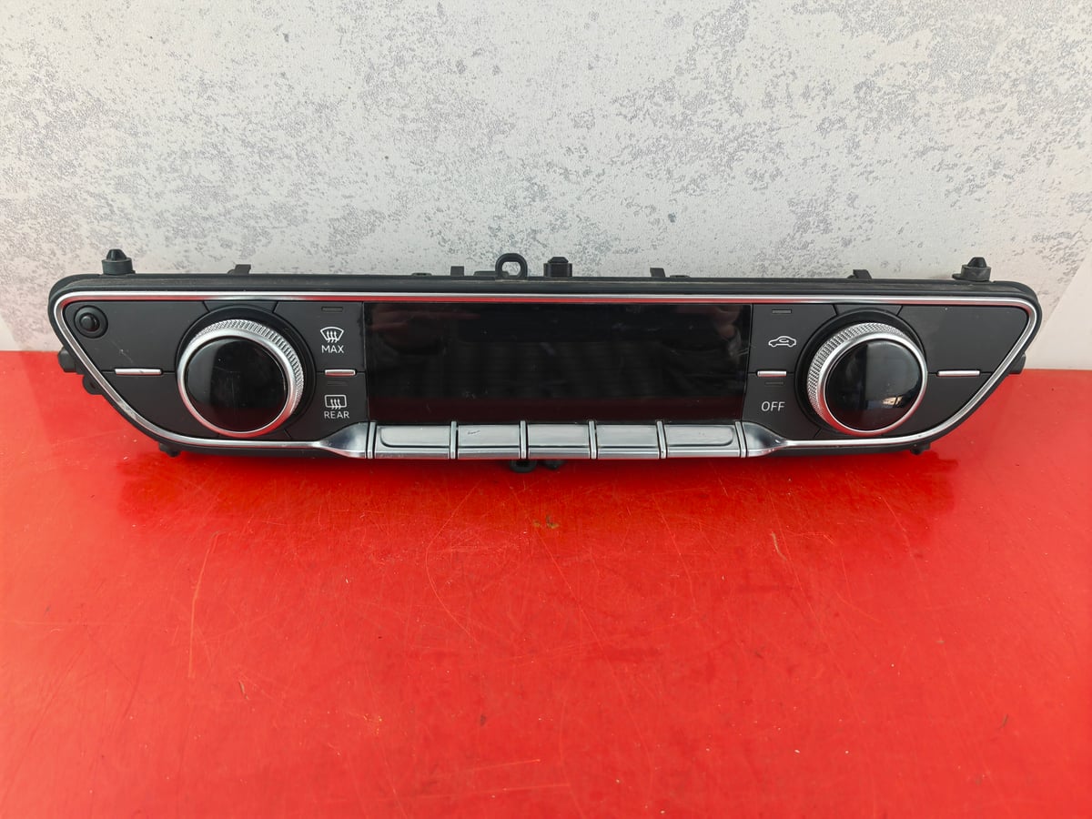 AUDI A4 Panel klimatyzacij 8W0820043AN (4)