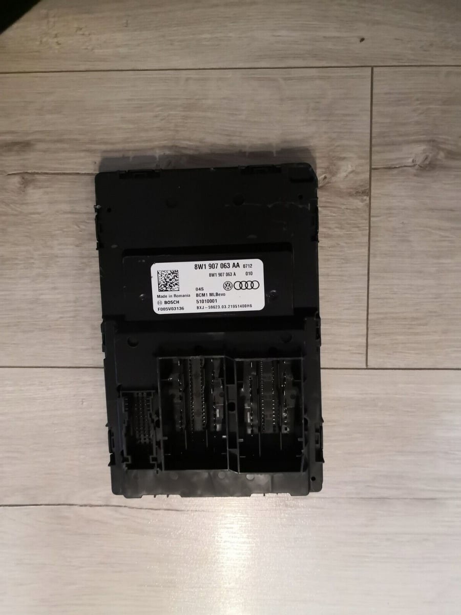 Audi A4 VW Moduł sterownik komfortu 8W1907063AA