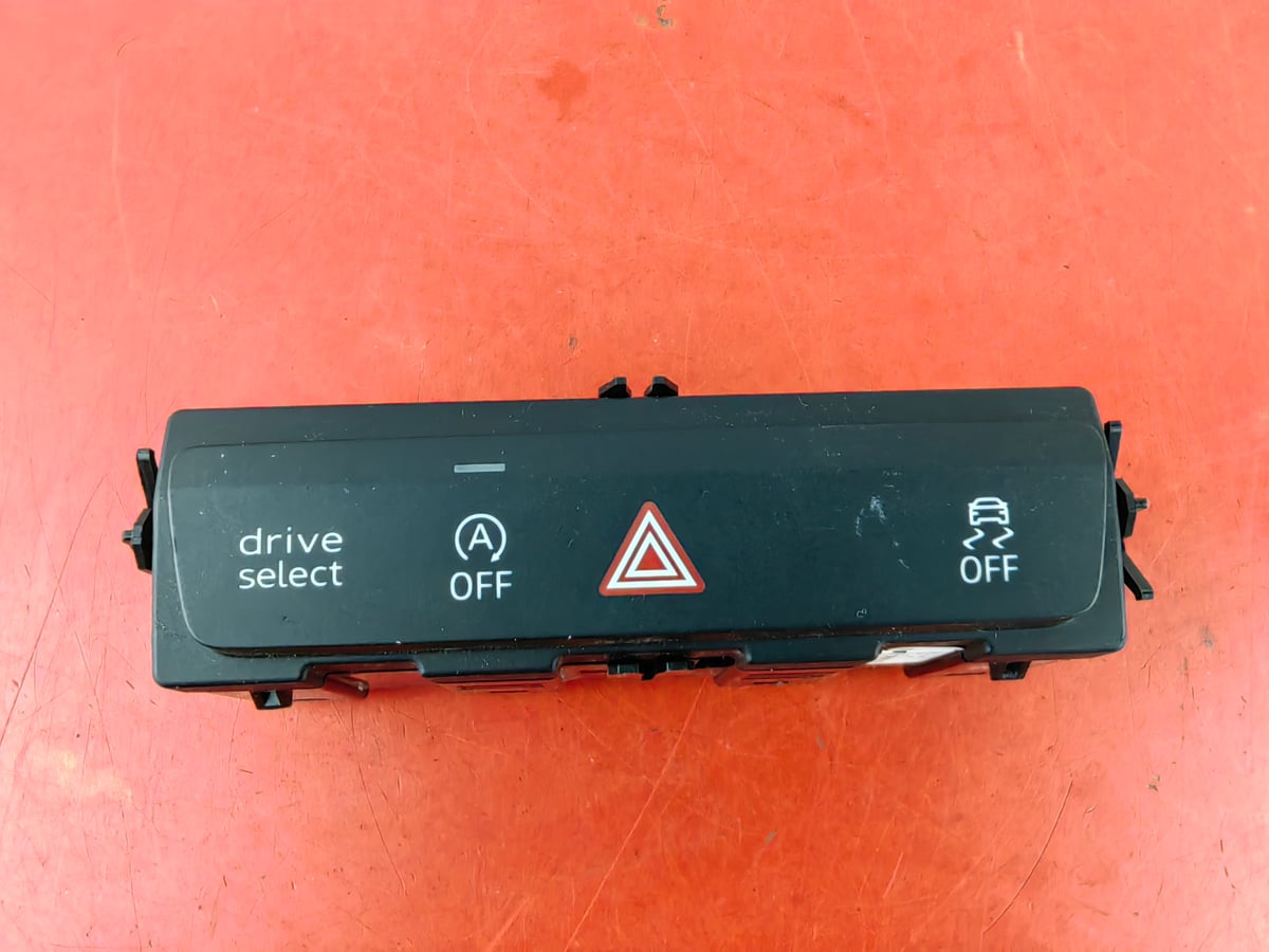 Audi Q4 Włącznik świateł awaryjnych 85E925301C (3)