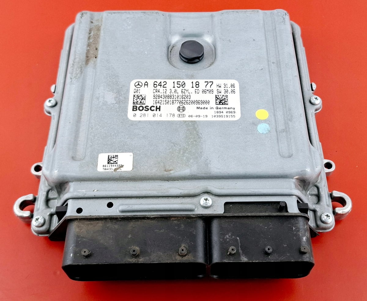 Mercedes-Benz W257 Sterownik silnika 3.0 CDI ECU A6421501877 0281014178