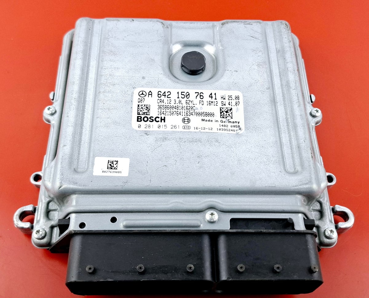 Mercedes-Benz OE Sterownik silnika 3.0CDI ECU A6421507641 0281015261 Nowy