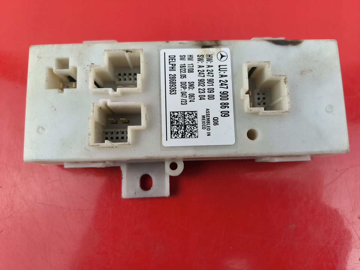 Mercedes-Benz CLA W118 A118 Moduł klapy A2479008609