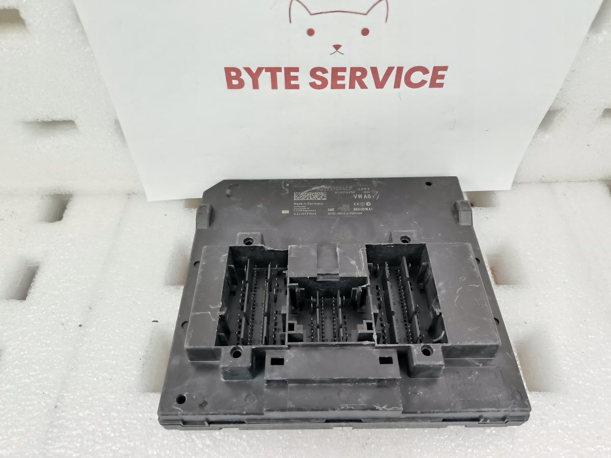 VW AG STEROWNIK MODUŁ KOMFORTU BCM 5Q0937084CP