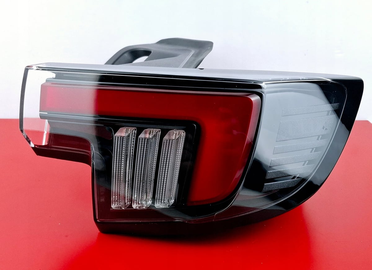 OPEL MOKKA B (20->) Lampa Tylna Prawa 2SK01748402AA 9861335580