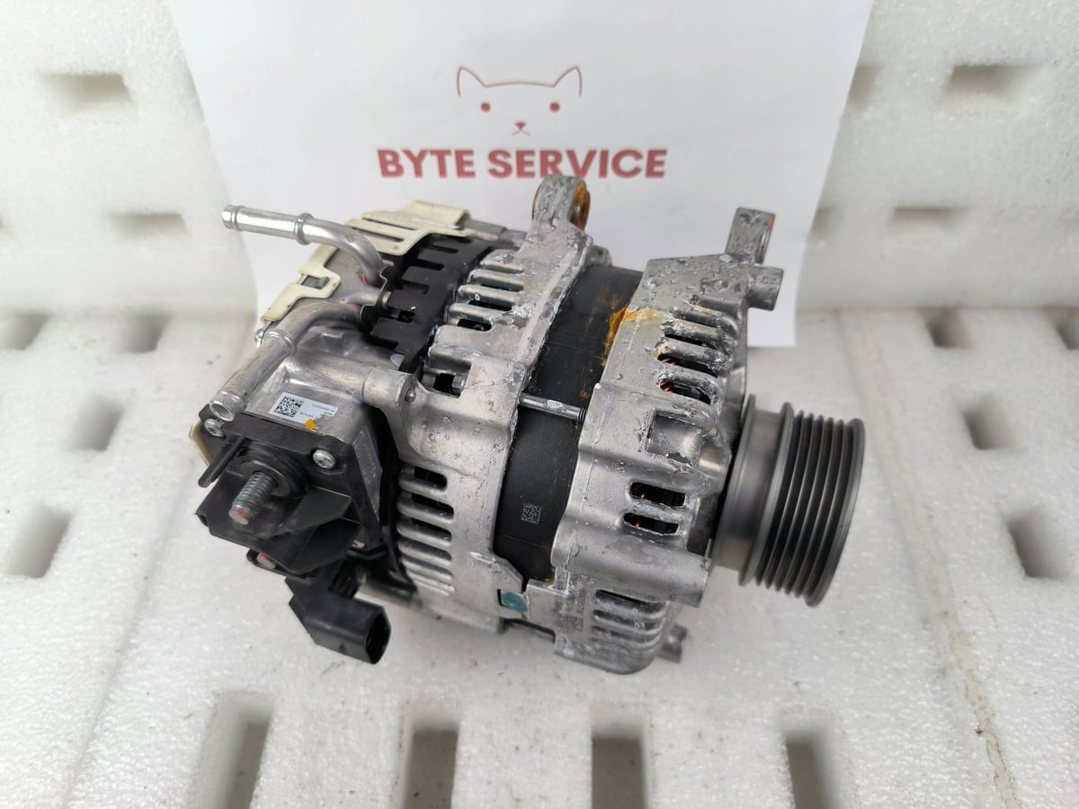 VW AG AUDI ALTERNATOR 04L903030