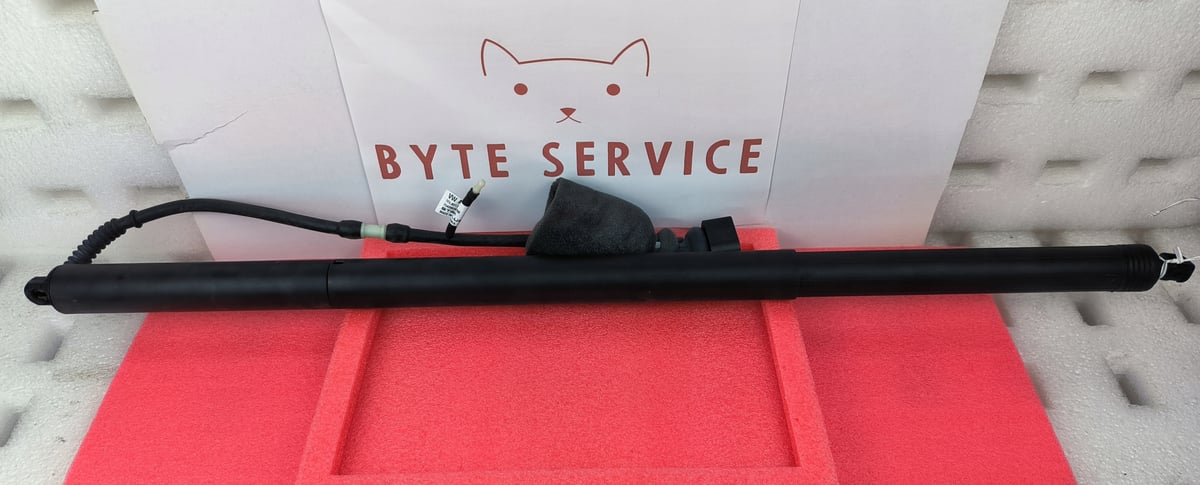 VW Volkswagen T5 T6 SIŁOWNIK ELEKTRYCZNY KLAPY BAGAŻNIKA 7E5827851D