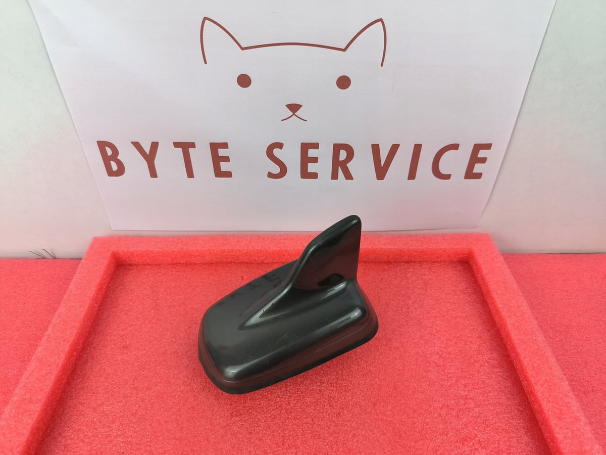 Audi OE Antena dachowa GPS 4N0035503AP Kolor Szary Y8R